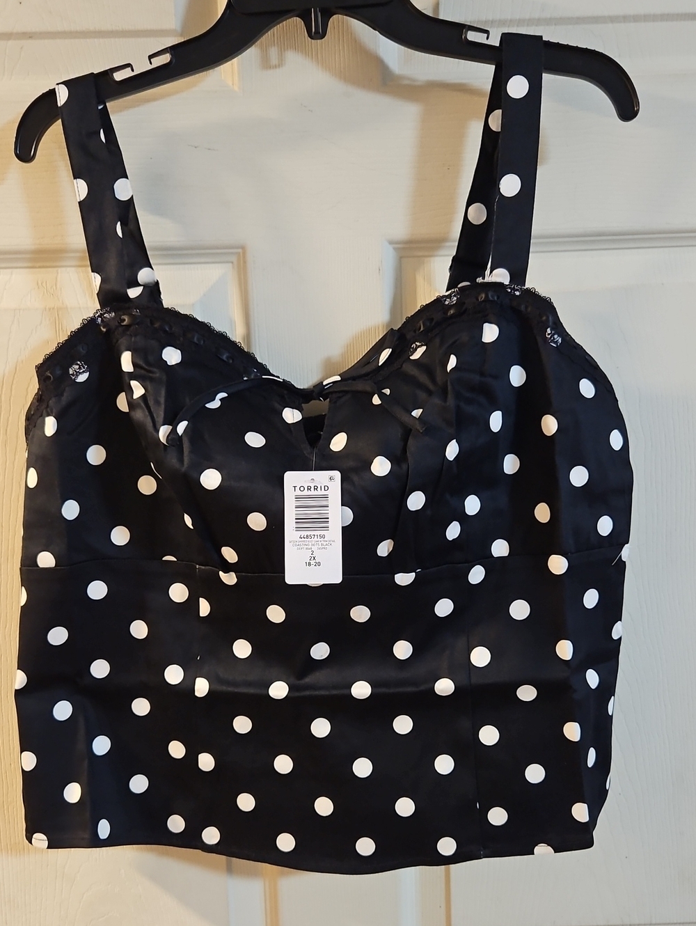 TORRID SATEEN SHIRRED BUST CAMI: COASTING DOTS BLACK: NEW WITH TAGS: SIZE 2